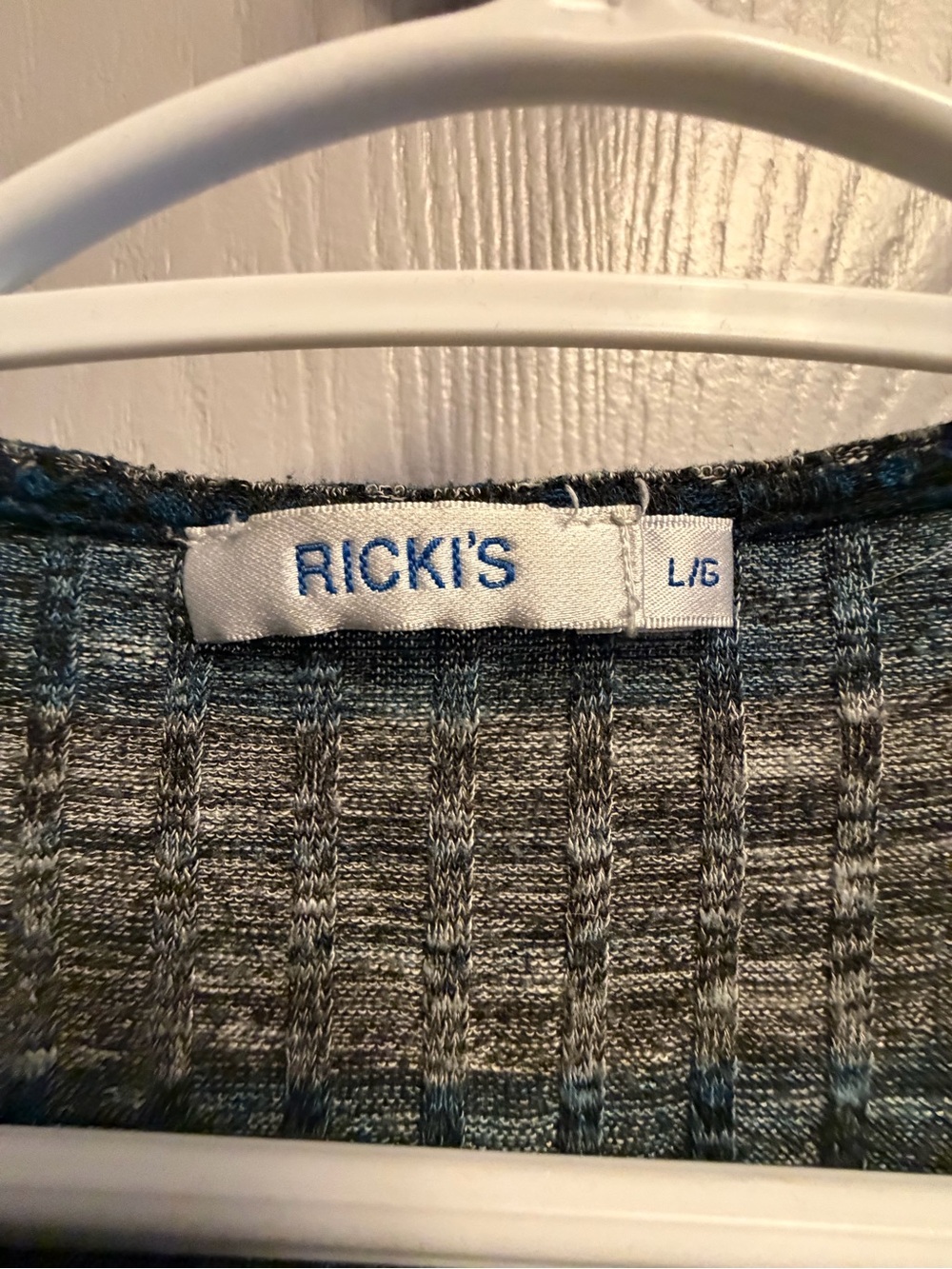 Ricki's Heathered Gray Ribbed Knit Top with Blue Accents
